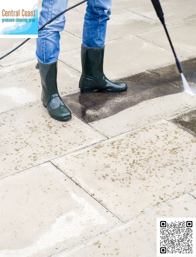 Where can I get tennis and netball court cleaning in Wyong?